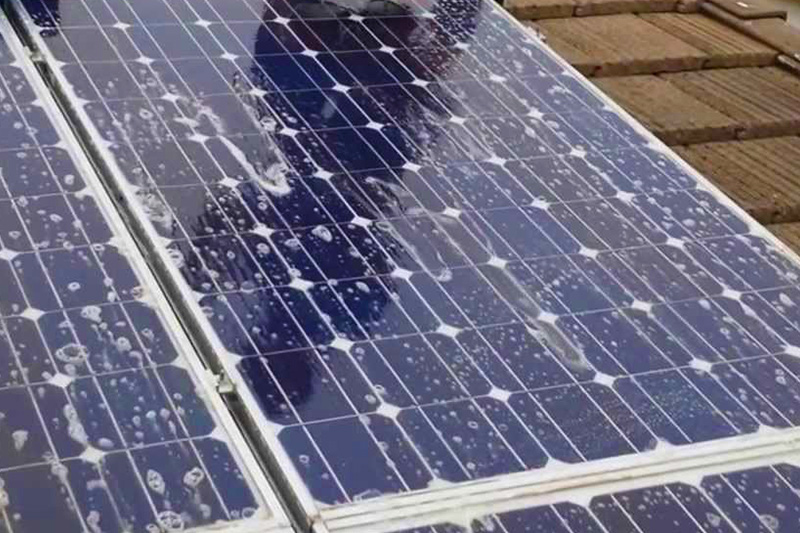 solar panel cleaning service